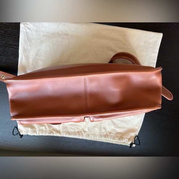 Coach Limited Edition Satchel in Tan. - Picture 4 of 10